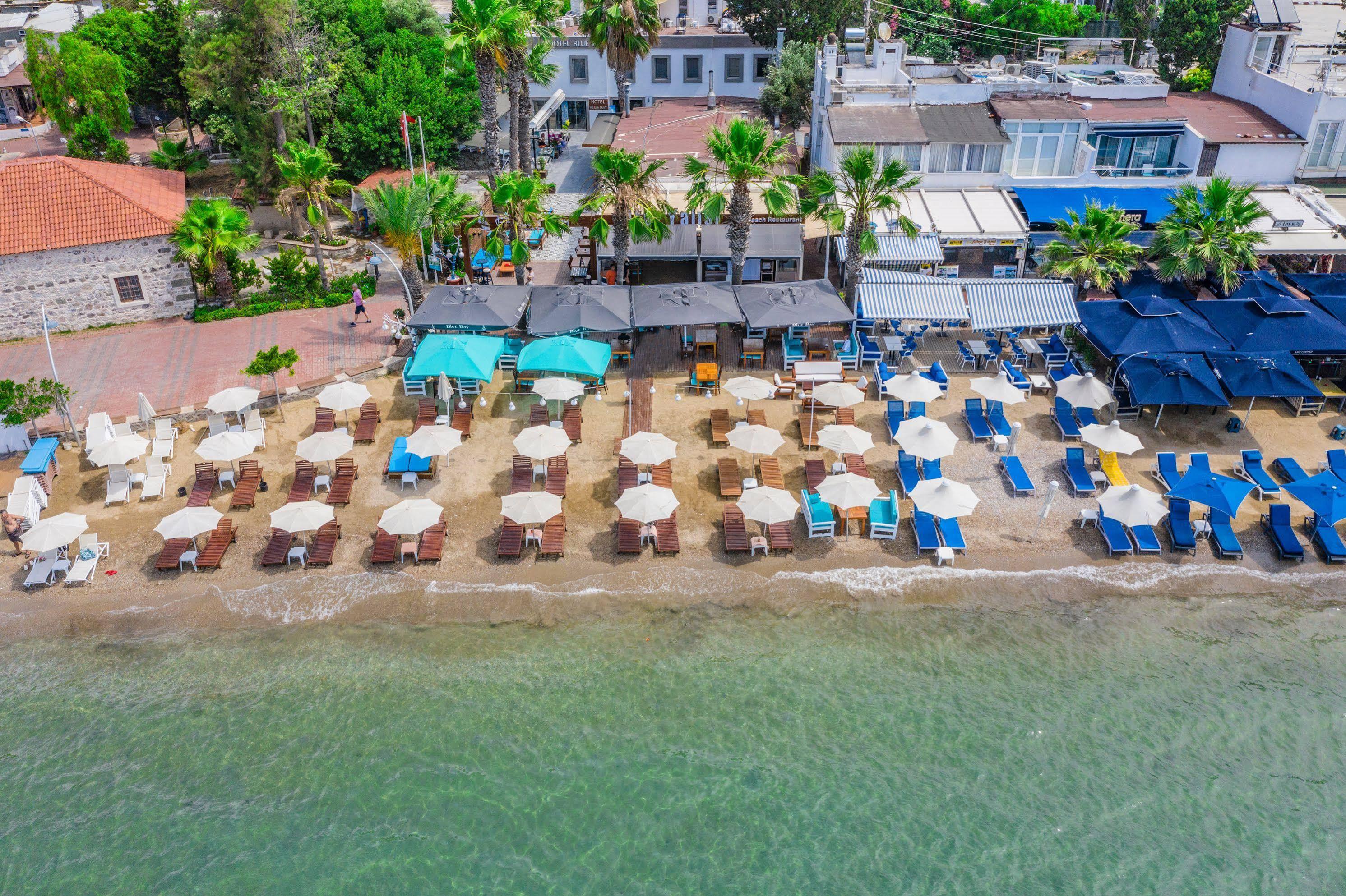 Blue Bay Beach Hotel (Adults Only) บิเตซ ภายนอก รูปภาพ