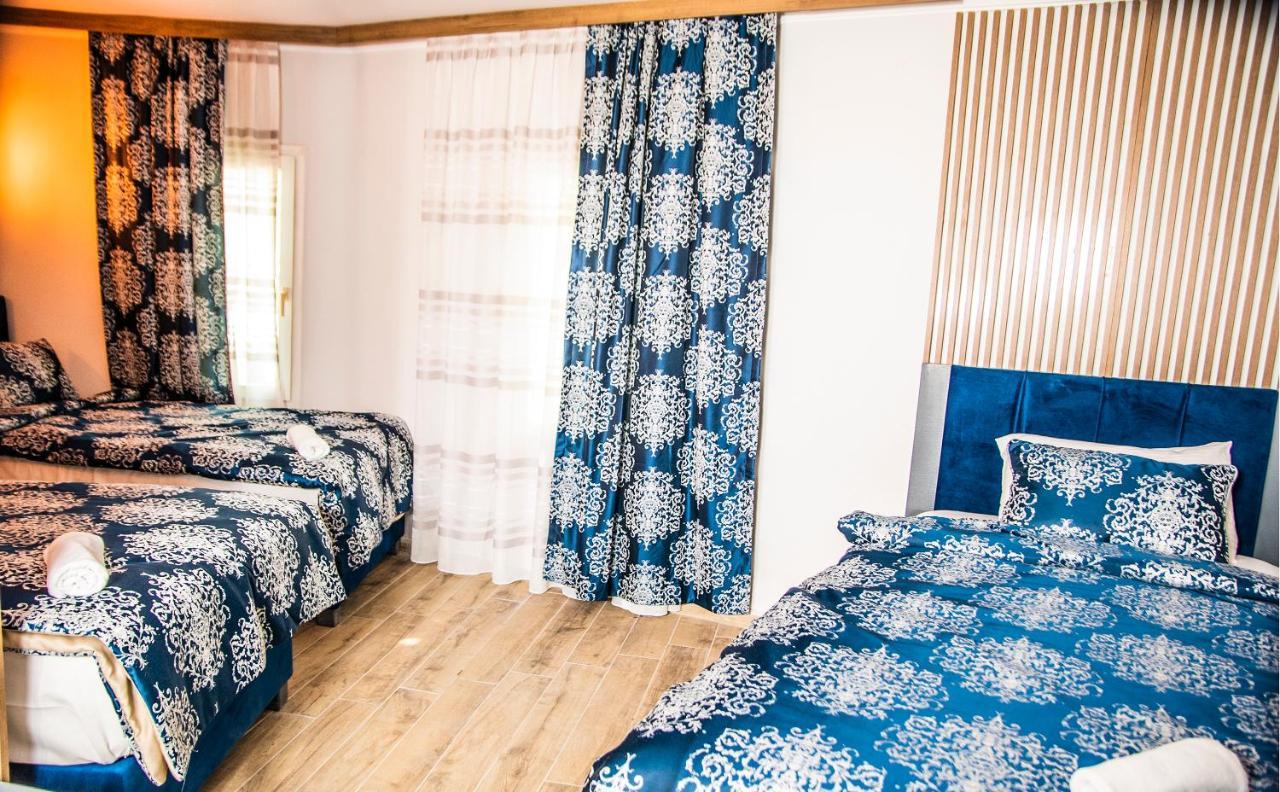 Blue Bay Beach Hotel (Adults Only) บิเตซ ภายนอก รูปภาพ
