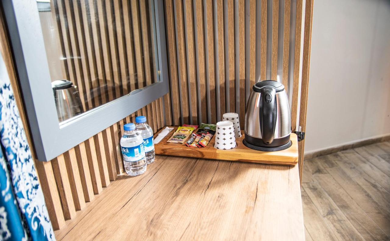 Blue Bay Beach Hotel (Adults Only) บิเตซ ภายนอก รูปภาพ